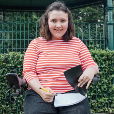 |Disabled freelance journalist| BBC Young Reporter of the Year 2019|  CIJ Lyra McKee fellow| bylines @Guardian @huffpostuk @teenvogue @Cosmopolitan | she/her |