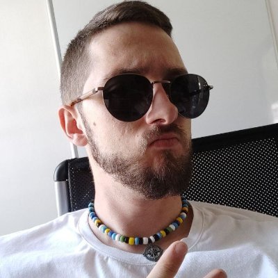 Frapuz's profile picture. SOCIAL MEDIA ACROBAT, DIGITAL CONTENT DOGE, AD TECH MONKEY, WYSIWYG SENSEI.