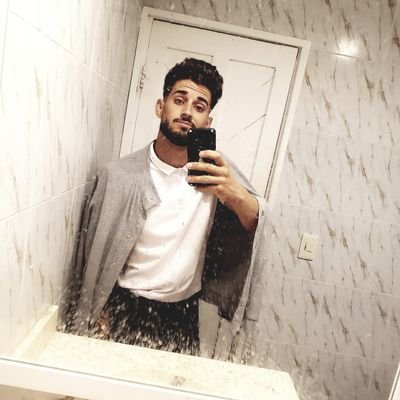 Leonard77877747's profile picture. porque no me sigues en ves de ver mi foto de perfil