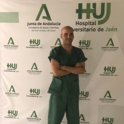 Physiotherapist. MSc in Health Research, PhD(c). Knee injury Specialist (ACL). Andalusian Health Service (SAS). Practicum Tutor- University of Jaén.