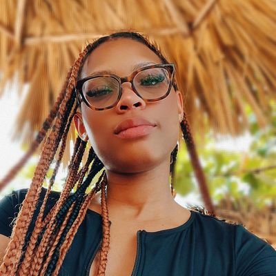 dancing mermaid hippie💃🏽🧜🏽♀️☮️
🇯🇲 pharmacist||natural building apprentice||👩🏽💻Salesforce Certified
