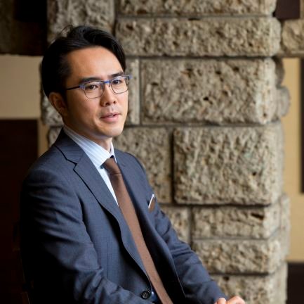 埼玉大学経済経営系大学院教授。対話に基づく企業変革を研究する経営学者です。 『企業変革のジレンマーー「構造的無能化」はなぜ起きるのか』(日本経済新聞出版)、 『組織が変わる』、『他者と働く』著者。 お問い合わせはウェブサイトからお願いいたします。|FC東京を応援しています
