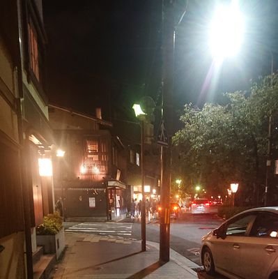 shouadx's profile picture. 