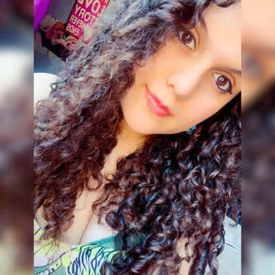 BiebsNathy's profile picture. happy