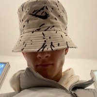 zacc (@qwertyboldd) 's Twitter Profile