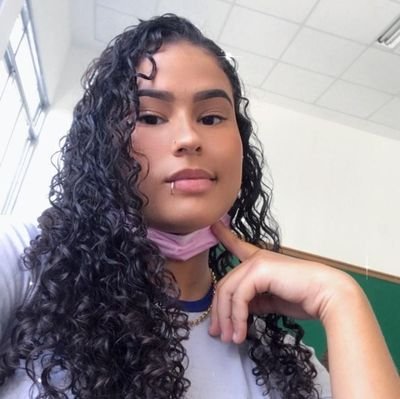 bbseteee's profile picture. Myrella & Théo.👩‍👧‍👦
//
Quem me protege não dorme, abençoada e protegida por aquele que tudo pode!!🤍✨