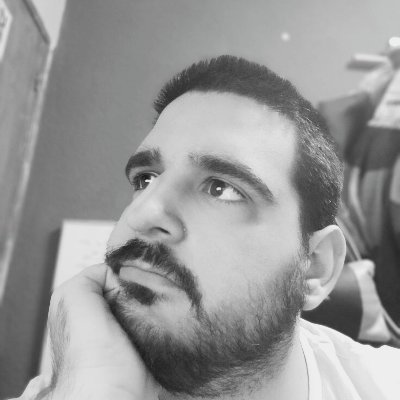 🐍Si, me gusta programar en Python y JS.
Me hago preguntas estúpidas como si programar en Python es como ser de Slytherin? Y TS de Ravenclaw? JS de Hufflepuff?
