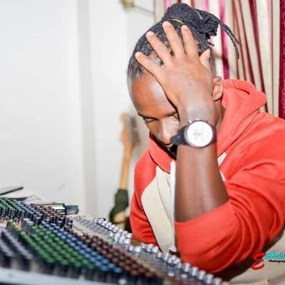 Chelsea 💙
Genius
Soundguy 🎛️🇰🇪
Keepitreal
But God🤲
That is all!!!