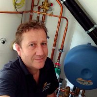 Andrew (@araheatinggas) 's Twitter Profile