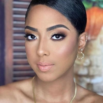 Afro-🇩🇴 (Eng-Spa) | Beauty Queen | Content Creator | Creative Director 📍NYC. 📧: misspadillaofficial@gmail.com