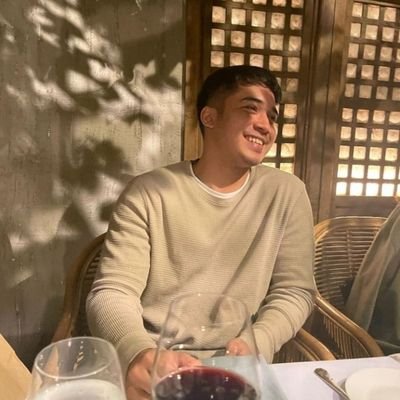 pharmexi's profile picture. PHARMA 💊  living madness