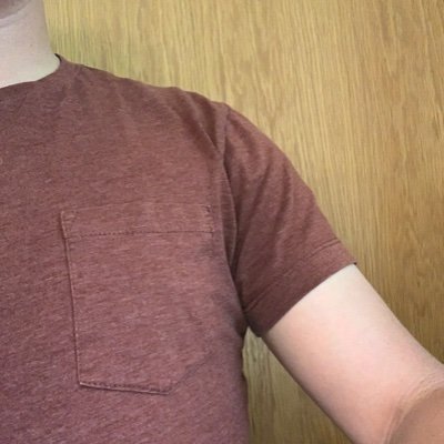 ChiSub18's profile picture. Just a shy guy sharing what he likes. Feel free to hit me up.