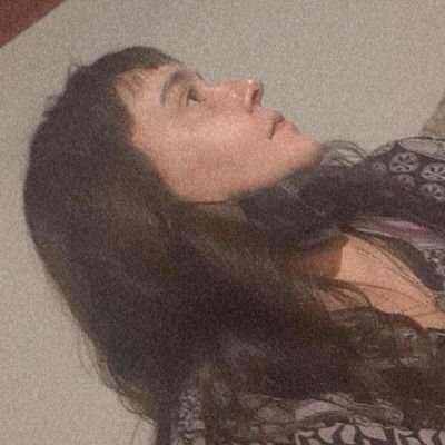 Lic. y prof. en Comunicación Social. Posgrados en Comunicación Institucional y en Acompañante Comunitaria contra la Violencia de Género. Formación ESI.
🇦🇷