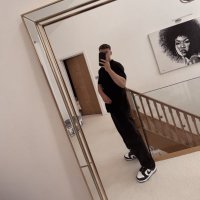 Robbie-Joe (@leggrobbie) Twitter profile photo