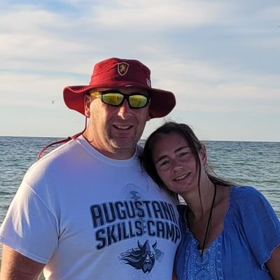 lauralac1's profile picture. Bluevine Studio Zazzle