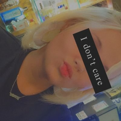 Astronaut_Amber's profile picture. Mommy of four 👑🎀🐢💗