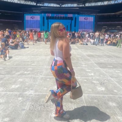 molly_w05's profile picture. Charlton Athletic❤️⚽️