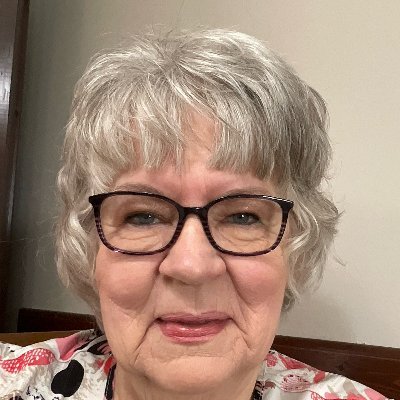 Sue7749's profile picture. 