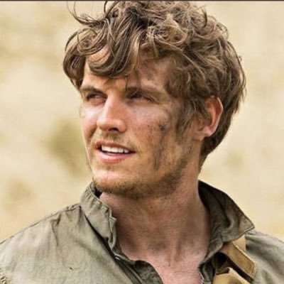 saudsal16701112's profile picture. وطن أثقلناه خيبات يحق له أن يشبعنا وجعاً