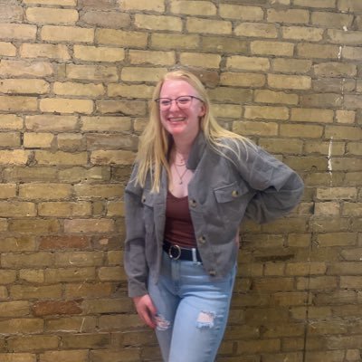 Juliamcc99's profile picture. 