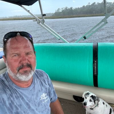 Father, Husband, PawPaw, Business Owner, and apparently on of the few remaining people with common sense.
Preferred pronouns: That/Curmudgeon