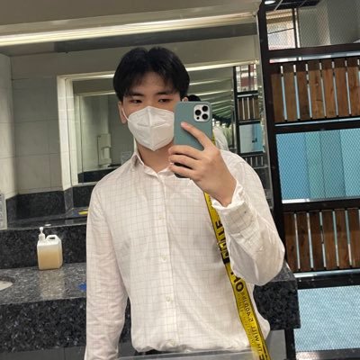 Melo_49's profile picture. admu • BIL
