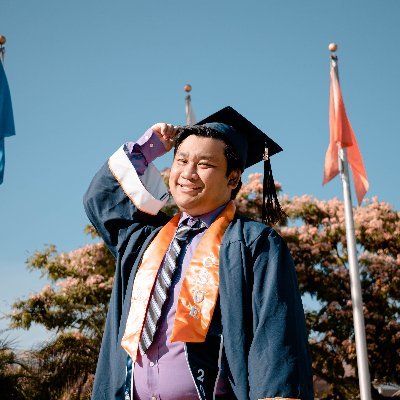 Writer, Singer, Gamer, the whole nine yards

CSUF Graduate

All I tweet is thoughts I have throughout the day