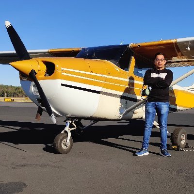 simplybeingJJ's profile picture. 🧳| ✈️ | 🌎 #AvGeek
