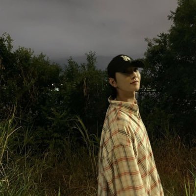 Hnawa95's profile picture. 조슈아 🐼 carateume 🤍 @pledis_17 @treasuremembers