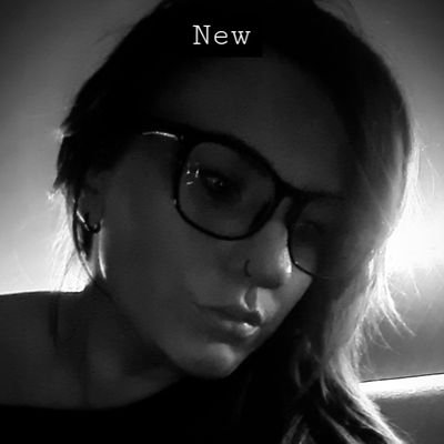 LibbySchn86's profile picture. 