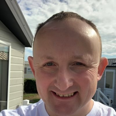 Michael Pallett Profile