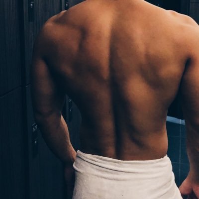 bbmmoonnn's profile picture. Top 🔼 ｜173 ｜ 74｜ 16 / 別相認