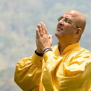 Parmatma_'s profile picture. एक आध्यात्मिक व्यक्ति जो प्रबुद्ध बनने का मार्गदर्शन करते हैं। आज हर कोई धर्म की बात करता है लेकिन कोई धार्मिक नहीं बनता। परमात्मा  हमें सच्चा धार्मिक बनाते हैं