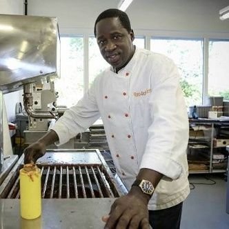 Grand Chef l Artisan Chocolatier l Boulanger l Pâtissier l Meilleur chocolatier d'Afrique au Dubaï Business Award 2021 l Burkina Faso 🇧🇫