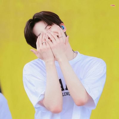 ไอแอมชีด้าาาาาาาาา💜
support:@bts_twt
:@ENHYPEN_members
:@treasuremembers
:@TXT_members
