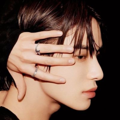 Zeuflowz98's profile picture. 