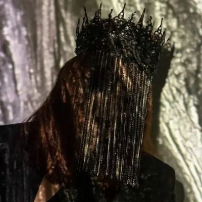 EllenCvrtis's profile picture. Musician, Athens. Turn around, turn around and you may come full circle.  And be new here. Again. https://t.co/LTVNiDKpQC…