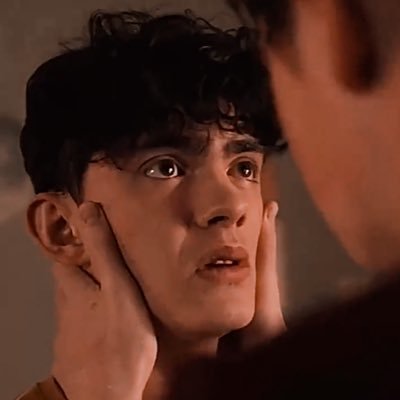 hs stan / joe locke apologist / kit connor follower