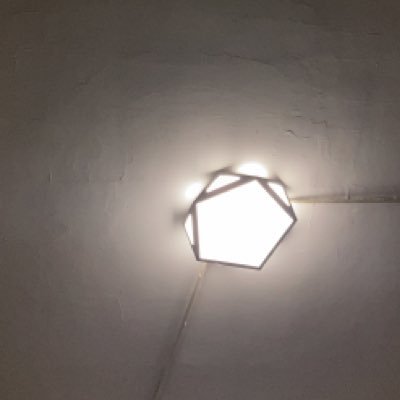 redgo15351853's profile picture. 经济