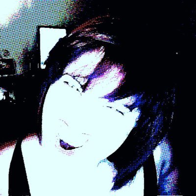 sunhutcho's profile picture. 