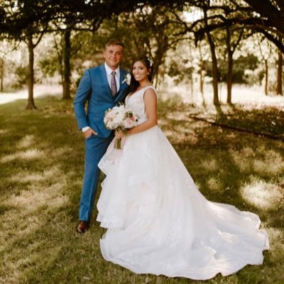 wifey to @schasteencollin 💍 dog mama to cali & chloe 🐶 tarleton state graduate 🎓
