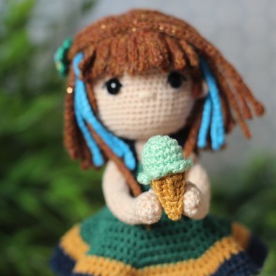 Amigurumiste fan de mammouths et d'Alice in Wonderland !