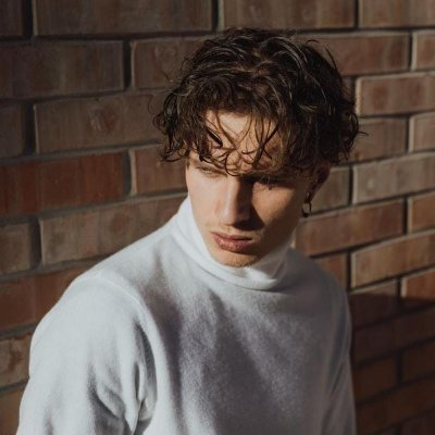 SidRivera9's profile picture. Graphics Wizard.