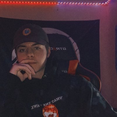 Variety streamer // Twitch Affiliate grinding for Partner // OP Syndicate Stream Team // Console gamer // 100% weeb // Louisiana 🐊