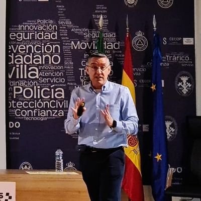 35 años en Guardia Civil, ahora en Prevención Riesgos Laborales. Escribo. 'Más allá del estrés', 'Regresar vivo a casa' y otros. Link: https://t.co/bKTt2q71ks