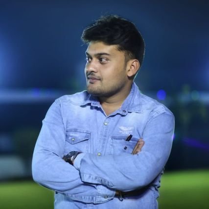 मैं मन, बुद्धि, अहंकार और स्मृति नहीं हूँ, न मैं कान, जिह्वा, नाक और आँख हूँ, मैं चैतन्य रूप हूँ, आनंद हूँ। हे प्रभु, हमे आशीर्वाद दें कि हमें हमेशा यह ज्ञात रह