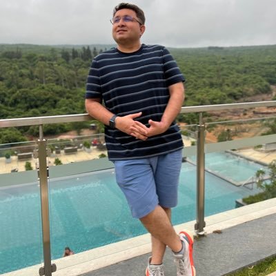 ViralKotak14's profile picture. Digital Marketing, Gizmo Freak, Foodie, Car enthusiast, Movie addict, Most important - Wannabe entrepreneur!