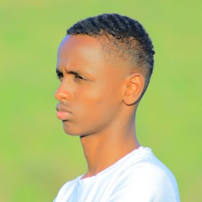 Awnuxriye's profile picture. Hore'marinta dadnimada🤍