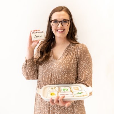 lo_prooo's profile picture. Mom and wife. Petter of all dogs. Blood runs black and gold.