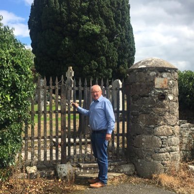 Cllr John Reilly , representing the Dundalk Carlingford constituency of North Louth for Fine Gael . Have strong interest in Rural development and Tourism .